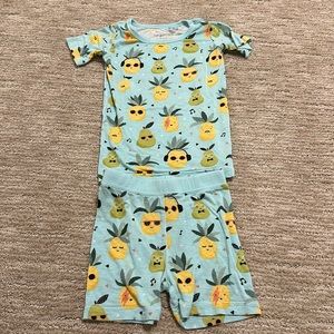 LITTLE SLEEPIES PINEAPPLES SIZE 18-24 M